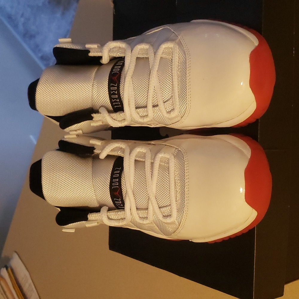 Air Jordan 11 Retro Low - Concord - 2012